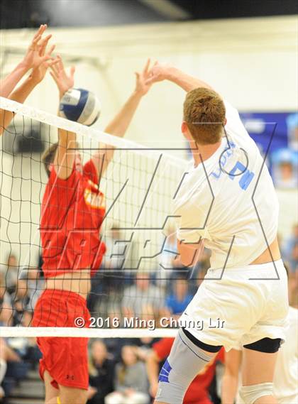 Thumbnail 3 in Cathedral Catholic vs. Corona del Mar (CIF SoCal Regional D1 Playoff) photogallery.