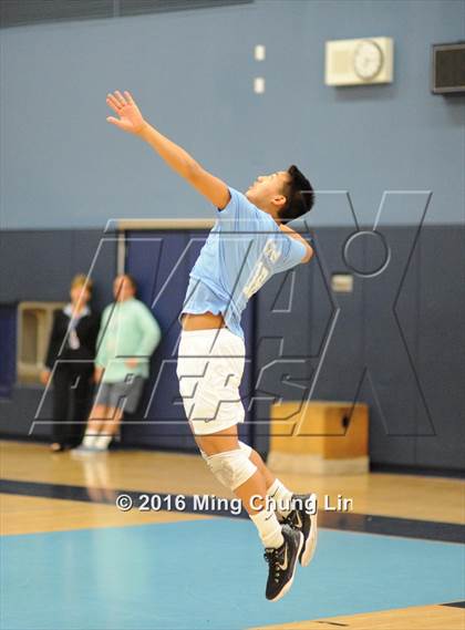 Thumbnail 1 in Cathedral Catholic vs. Corona del Mar (CIF SoCal Regional D1 Playoff) photogallery.