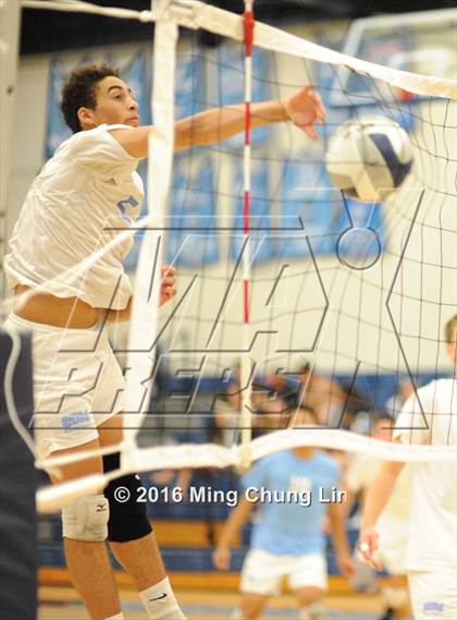 Thumbnail 3 in Cathedral Catholic vs. Corona del Mar (CIF SoCal Regional D1 Playoff) photogallery.