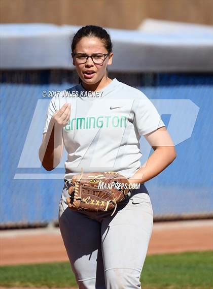 Thumbnail 2 in Bishop Gorman vs. Farmington (Kick Off The Season Tournament) photogallery.