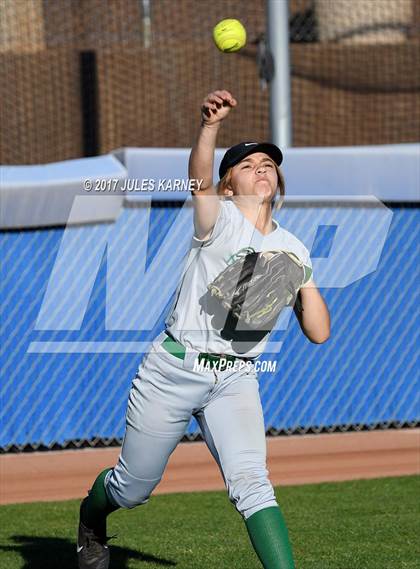 Thumbnail 2 in Bishop Gorman vs. Farmington (Kick Off The Season Tournament) photogallery.