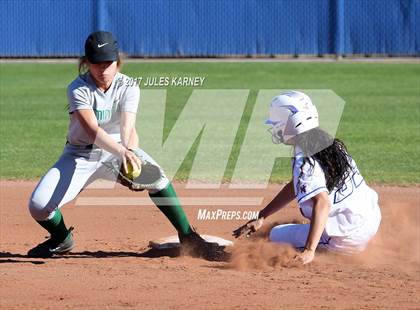Thumbnail 1 in Bishop Gorman vs. Farmington (Kick Off The Season Tournament) photogallery.