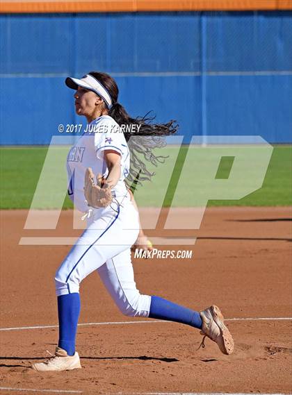Thumbnail 1 in Bishop Gorman vs. Farmington (Kick Off The Season Tournament) photogallery.