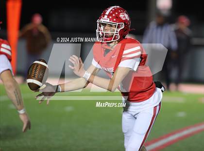 Thumbnail 1 in Glen Rose vs. Dumas (AAA 3A 2nd Round) photogallery.