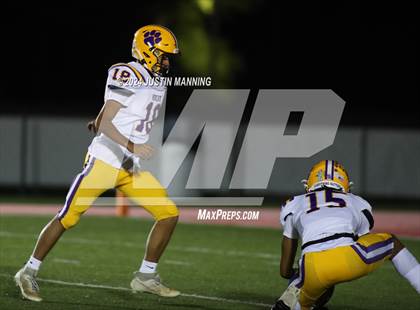 Thumbnail 2 in Glen Rose vs. Dumas (AAA 3A 2nd Round) photogallery.