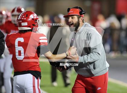 Thumbnail 3 in Glen Rose vs. Dumas (AAA 3A 2nd Round) photogallery.
