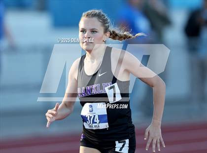 Thumbnail 2 in Halden Invitational - 800 Meter photogallery.