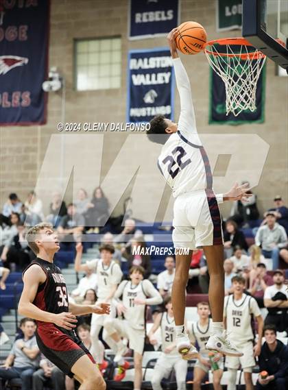 Thumbnail 2 in Durango vs Dakota Ridge (CHSAA 5A State Tournament Round 1) photogallery.