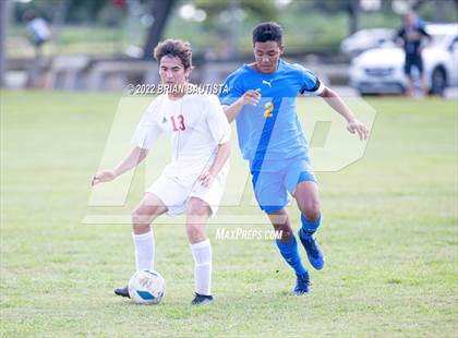 Thumbnail 2 in Island School vs Waialua (HHSAA D2 Quarterfinal Playoff) photogallery.