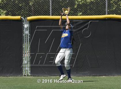 Thumbnail 3 in Fountain Valley vs. Hart (Alan Dugard Classic)  photogallery.