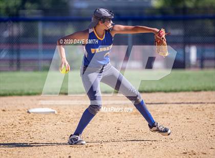 Thumbnail 2 in Davenport North @ Davenport Central photogallery.