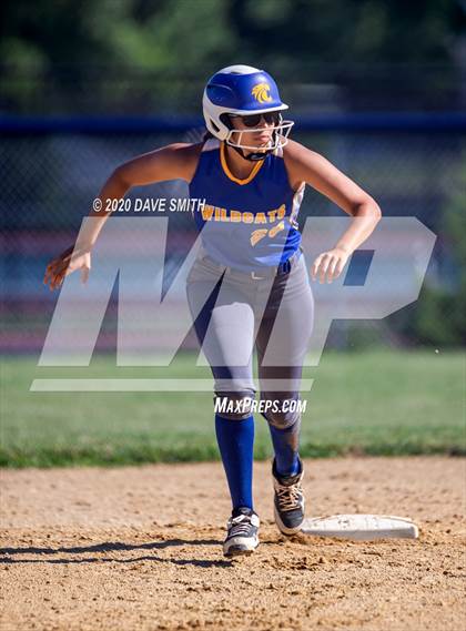 Thumbnail 2 in Davenport North @ Davenport Central photogallery.