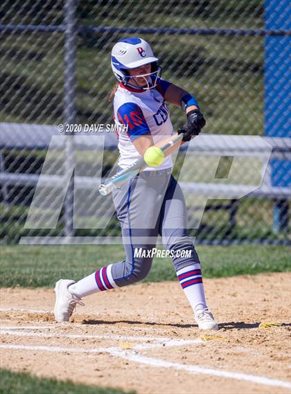 Thumbnail 1 in Davenport North @ Davenport Central photogallery.