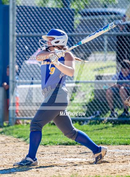 Thumbnail 1 in Davenport North @ Davenport Central photogallery.