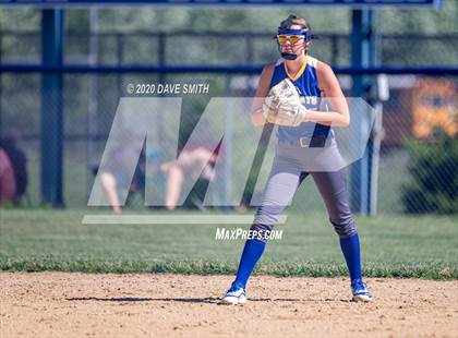 Thumbnail 3 in Davenport North @ Davenport Central photogallery.