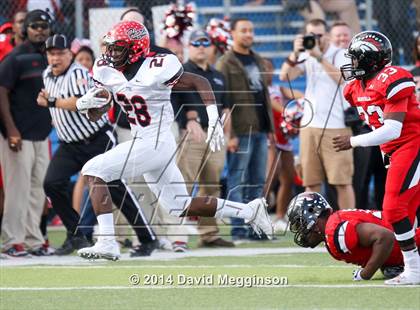 Thumbnail 2 in Cedar Hill vs. Westfield (UIL 6A Division 2 Semifinal) photogallery.