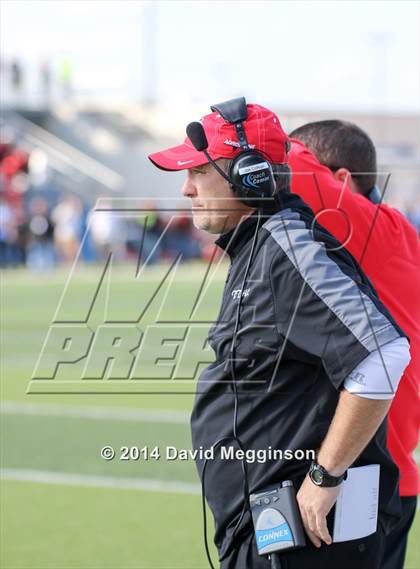 Thumbnail 2 in Cedar Hill vs. Westfield (UIL 6A Division 2 Semifinal) photogallery.