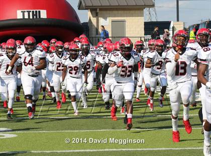 Thumbnail 2 in Cedar Hill vs. Westfield (UIL 6A Division 2 Semifinal) photogallery.