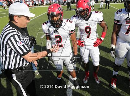 Thumbnail 1 in Cedar Hill vs. Westfield (UIL 6A Division 2 Semifinal) photogallery.