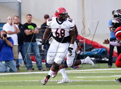 Thumbnail 3 in Cedar Hill vs. Westfield (UIL 6A Division 2 Semifinal) photogallery.