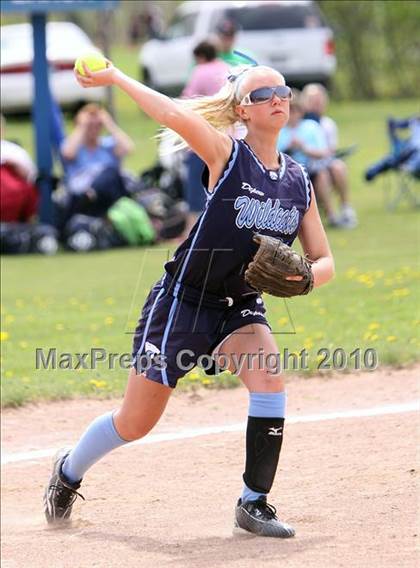 Thumbnail 3 in Fredonia vs Depew (13th Depew Tournament) photogallery.