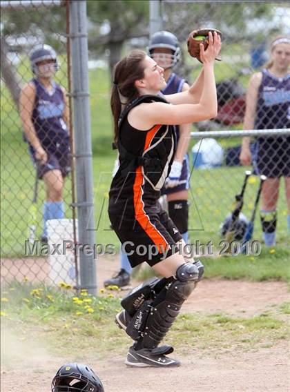 Thumbnail 2 in Fredonia vs Depew (13th Depew Tournament) photogallery.