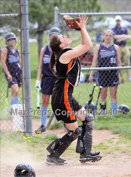 Thumbnail 1 in Fredonia vs Depew (13th Depew Tournament) photogallery.