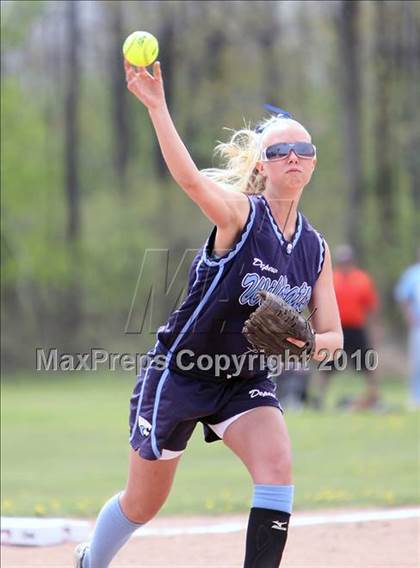 Thumbnail 2 in Fredonia vs Depew (13th Depew Tournament) photogallery.