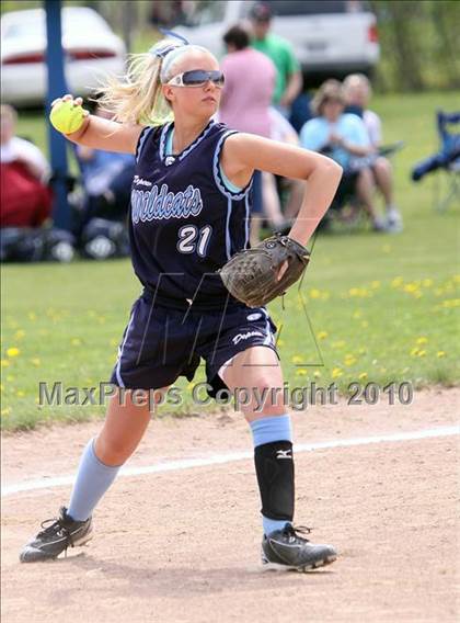 Thumbnail 2 in Fredonia vs Depew (13th Depew Tournament) photogallery.