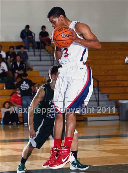 Thumbnail 1 in Atascocita vs. Mayde Creek (McDonald's Texas Invitational) photogallery.