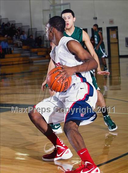 Thumbnail 1 in Atascocita vs. Mayde Creek (McDonald's Texas Invitational) photogallery.