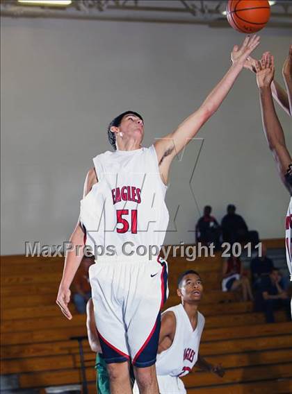 Thumbnail 2 in Atascocita vs. Mayde Creek (McDonald's Texas Invitational) photogallery.