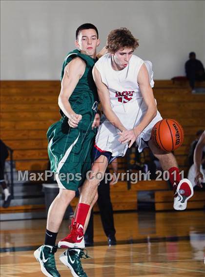 Thumbnail 2 in Atascocita vs. Mayde Creek (McDonald's Texas Invitational) photogallery.