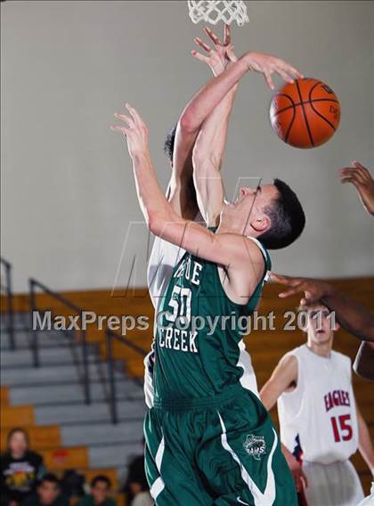 Thumbnail 1 in Atascocita vs. Mayde Creek (McDonald's Texas Invitational) photogallery.