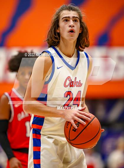 Thumbnail 3 in Grand Oaks vs Oak Ridge photogallery.