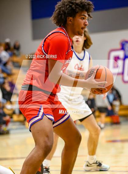 Thumbnail 3 in Grand Oaks vs Oak Ridge photogallery.