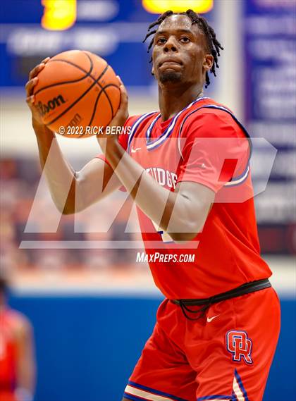 Thumbnail 3 in Grand Oaks vs Oak Ridge photogallery.