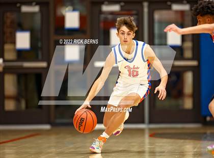 Thumbnail 3 in Grand Oaks vs Oak Ridge photogallery.