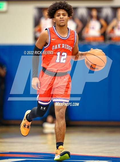 Thumbnail 1 in Grand Oaks vs Oak Ridge photogallery.