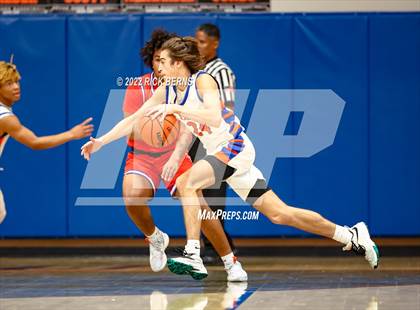 Thumbnail 3 in Grand Oaks vs Oak Ridge photogallery.