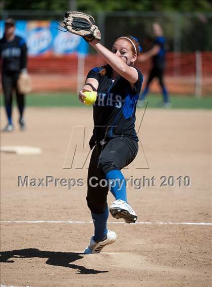 Thumbnail 1 in West Hills vs Mt. Carmel (CIF SDS D2 Playoffs) photogallery.