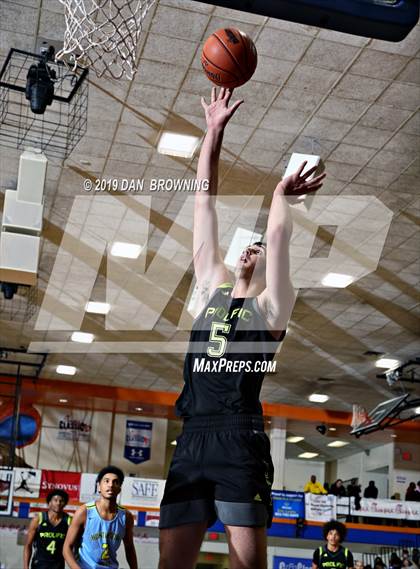 Thumbnail 3 in Prolific Prep of Napa Christian vs. Huntington St. Joseph Prep (Consolation) photogallery.
