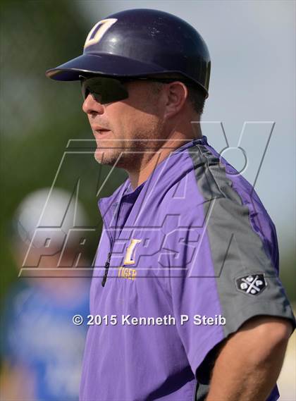 Thumbnail 2 in Doyle vs Sterlington (LHSAA 2A Quarterfinal) photogallery.