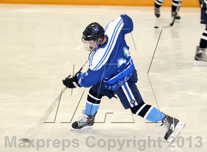 Thumbnail 2 in Aquinas @ Spaulding photogallery.