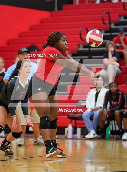Thumbnail 2 in Green Hill @ Stewarts Creek photogallery.