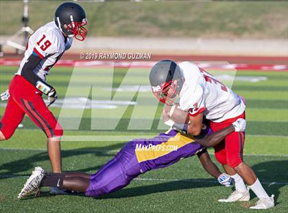 Thumbnail 2 in Hanford High @ Fresno High photogallery.