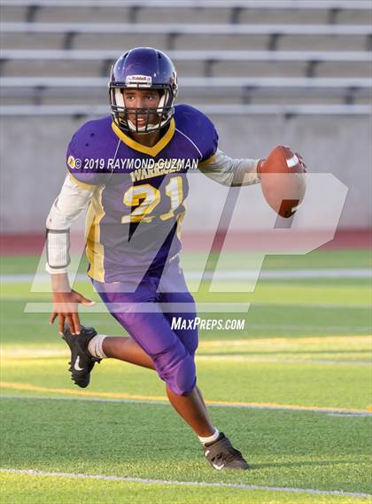 Thumbnail 1 in Hanford High @ Fresno High photogallery.