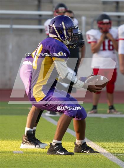 Thumbnail 2 in Hanford High @ Fresno High photogallery.