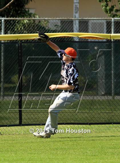 Thumbnail 1 in Temple City @ Chaminade photogallery.