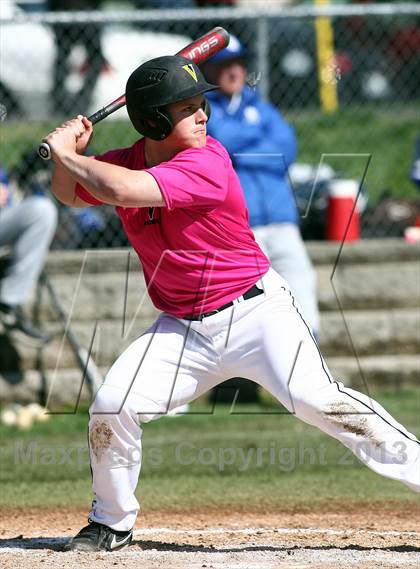 Thumbnail 2 in St. Louis University @ Vianney photogallery.